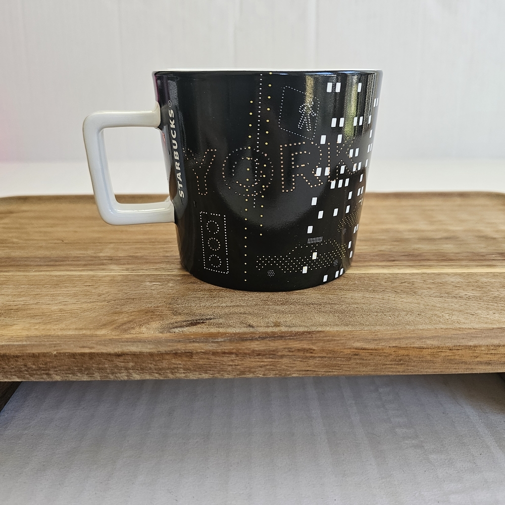 Starbucks NYC Times Square Mug Black Gold 14 Oz Ceramic 2014 Coffee Collectible - Picture 3 of 10